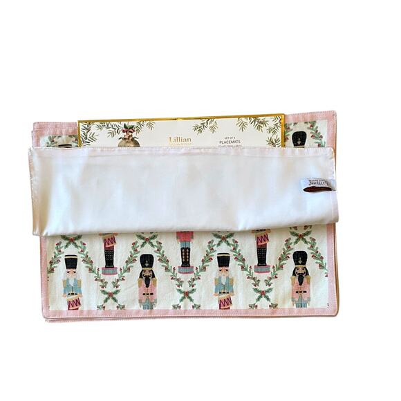 Lillian August Christmas Placemats 4pc NUTCRACKER DRUMMER BOY Pink Border New - Picture 4 of 11
